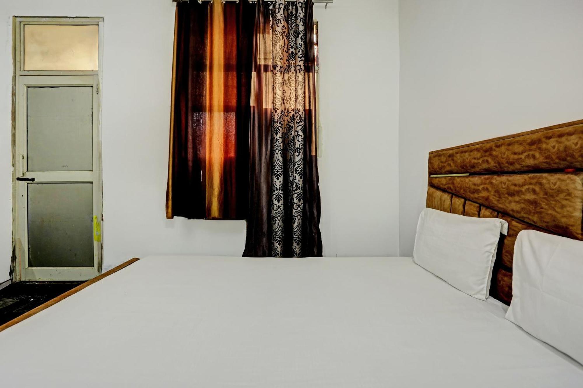 Hotel O Raaz Hotel Delhi  Esterno foto