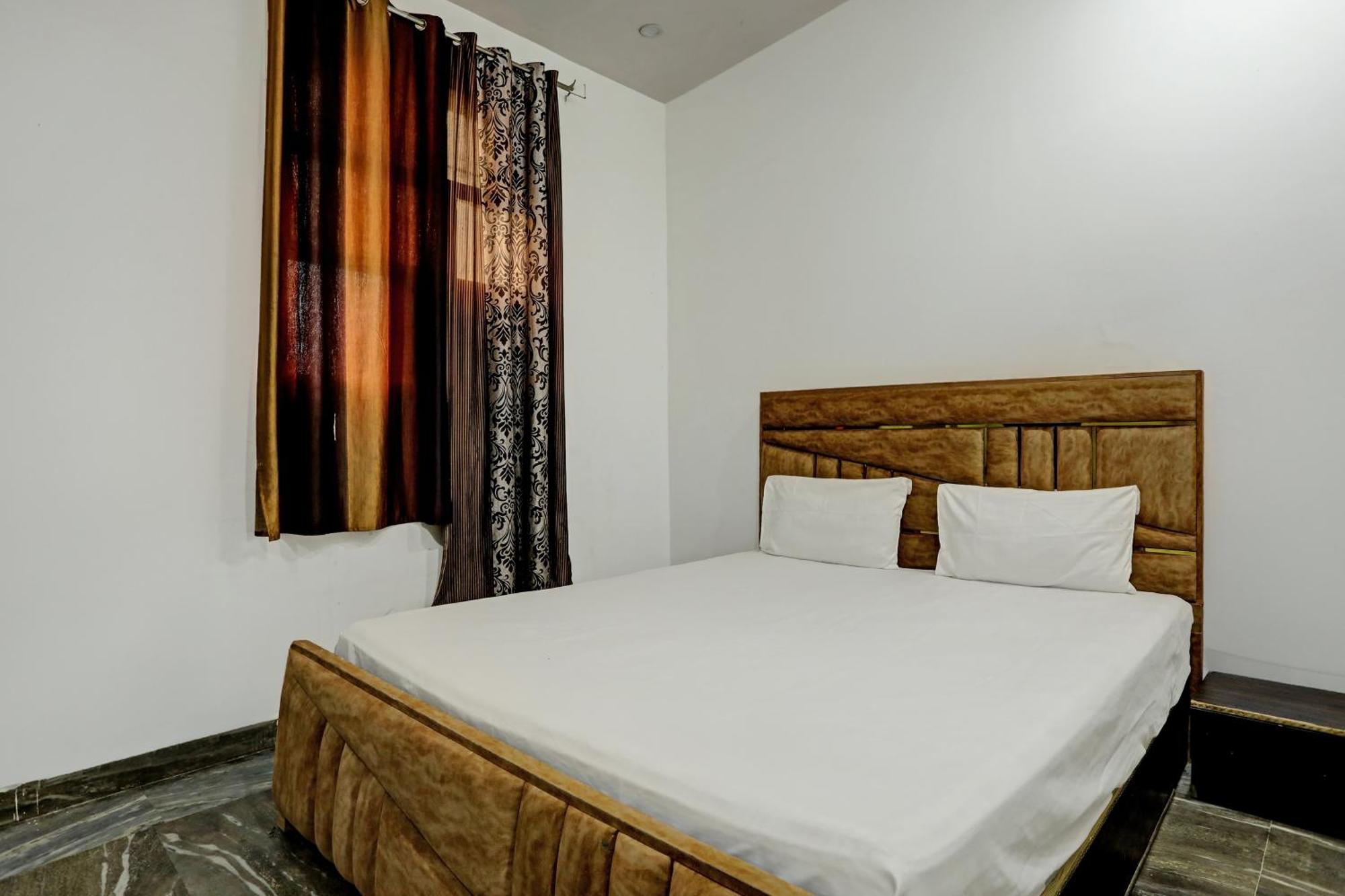 Hotel O Raaz Hotel Delhi  Esterno foto