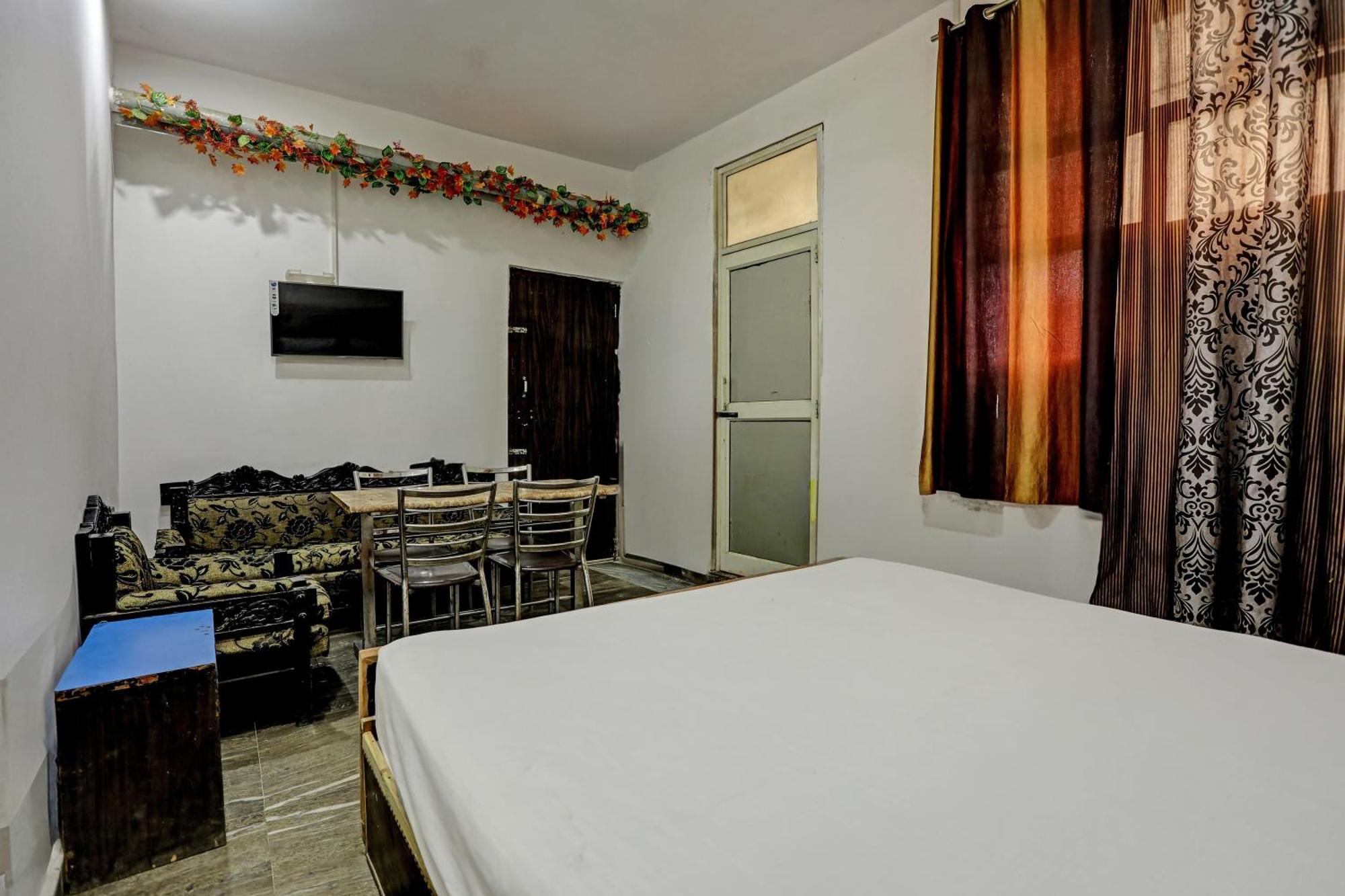 Hotel O Raaz Hotel Delhi  Esterno foto
